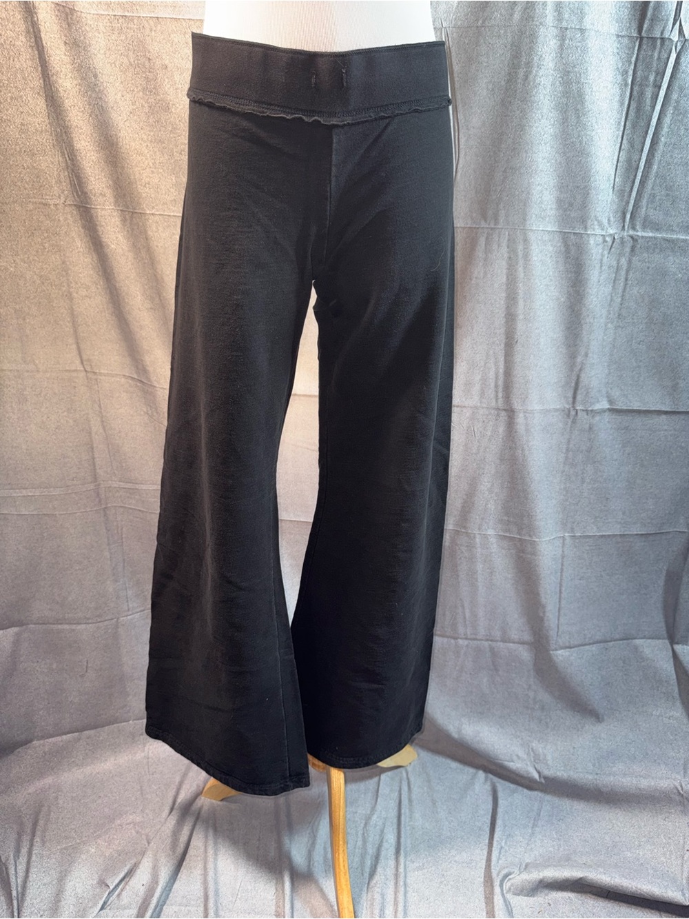 1955-TWISTED HEART Black Wide-Leg Pull-On Pants